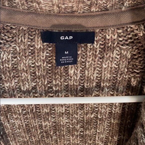 Gap Cardigan - Picture 2 of 5